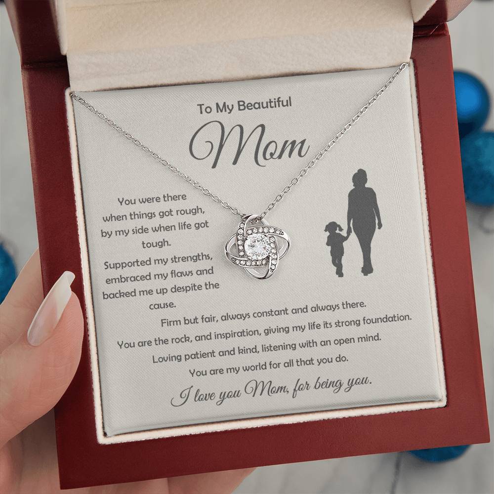 Gift Box Presentation of Love Knot Necklace for Mother